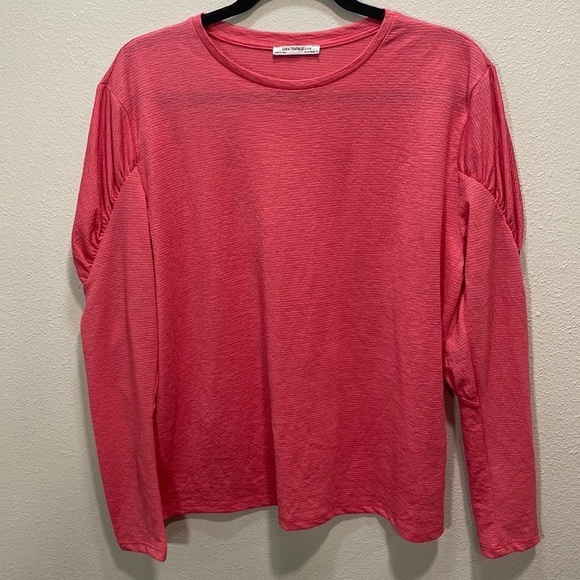 Zara‎ coral long sleeve top - Picture 1 of 8